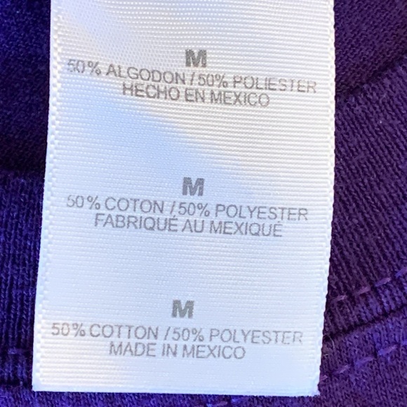 Mens T-shirt, Size Medium, Purple - Picture 4 of 7